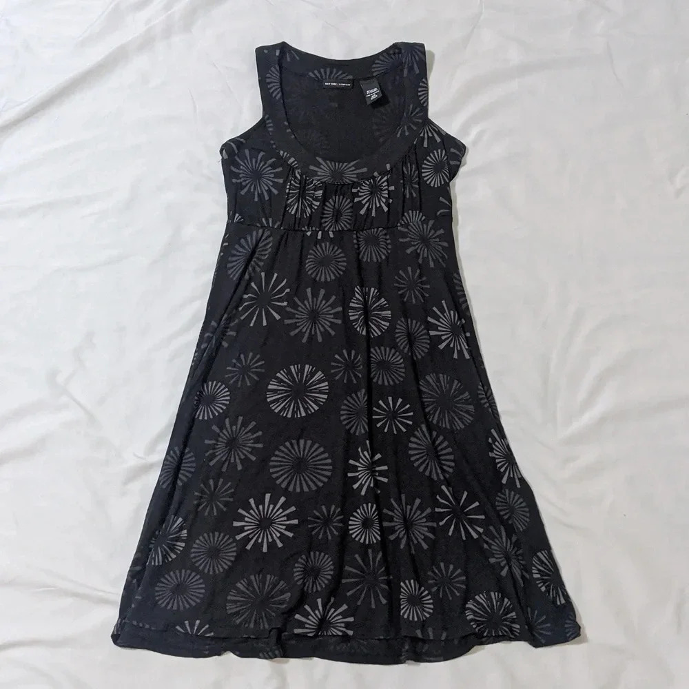 New York & Co Sleeveless Summer Dress, Color Black/Gray Size XS